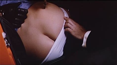 Naked Nathalie Zeiger In Le Jeu Avec Le Feu