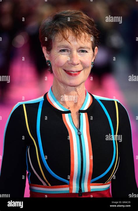 Celia Imrie Bridget Jones Hi Res Stock Photography And Images Alamy