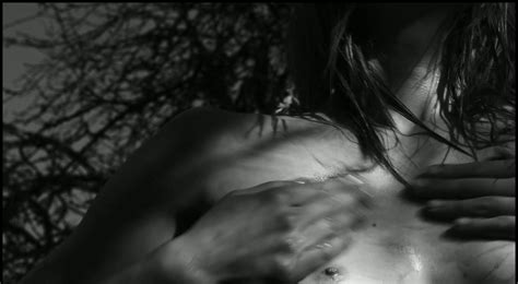 Naked Rea Lest In November