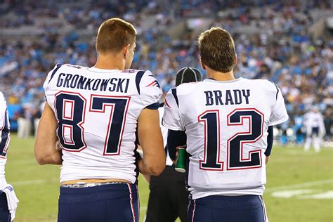 Brady Knee Gronkowski Ankle Back Back On Injury Report For Patriots