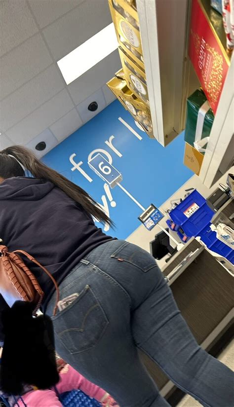 Sexy Milf In Jeans Tight Jeans Forum