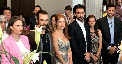 Cuna de Lobos el romance de una pareja gay será parte de central de la historia Infobae