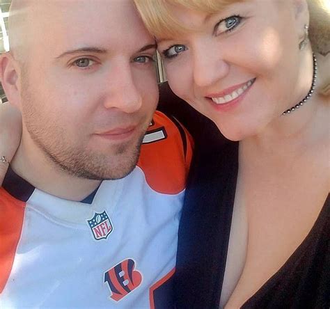 jährige Oma sagt sie hat jeden Tag mit ihrem jährigen Verlobten erstaunlichen Sex