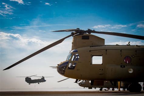 Boeing Entrega El Primer Ch F Chinook A Los Pa Ses Bajos Actualidad