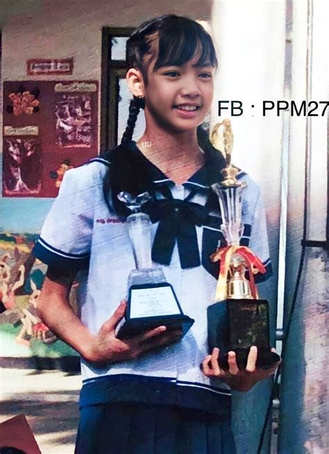 Pranpriya Manoban Childhood Photos Lisa Blackpink Childhood Photos