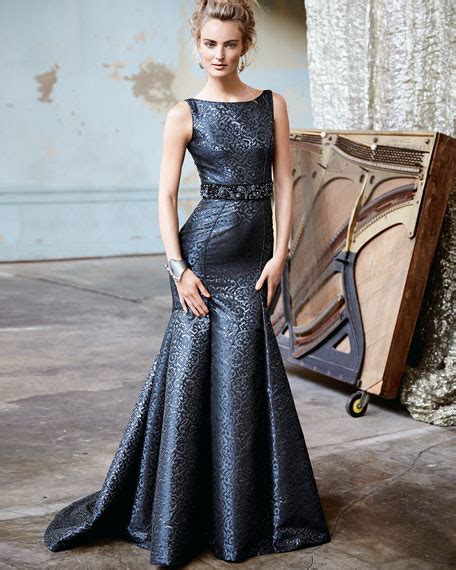 Theia Sleeveless Beaded Waist Mermaid Gown