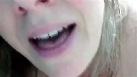 Brenda Justice Sexy Hot And Blondesings A Song Xhamster