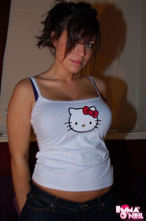Pictures Of Teen Girl Emma O Neil Exposing Her Titties Porn Pictures