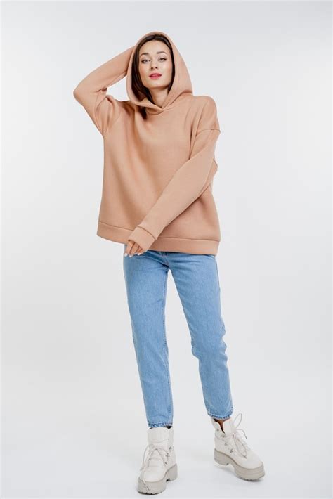 Базовое женское худи в стиле оверсайз черное - купить в интернет ...