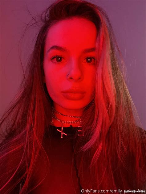 Emilylism Nude OnlyFans Leaks Fappening FappeningBook