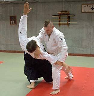 Статьи школы Джиу-Джитсу (Дайто-рю Айкидзюдзюцу)