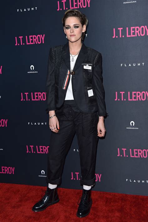 Kristen Stewart’s Inside-Out Suit Is the Style Risk We Deserve | Vogue