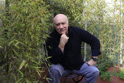 Contratar Osvaldo Santoro (011-4740-4843) o al (011-2055-4218