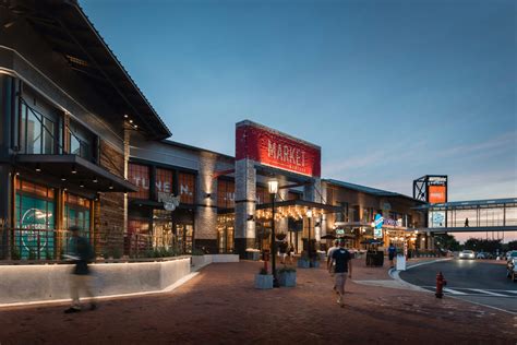 The Waterside District - Norfolk, VA - The Lighting Practice