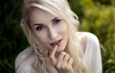 Girl Sexy Hot Girl Eyes Smile Beautiful Figure Model