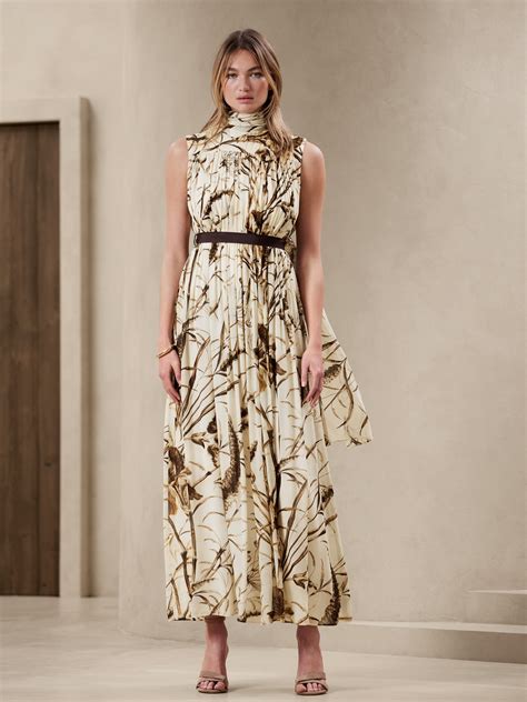 Banana Republic Valentina Maxi Dress Beige 620548002