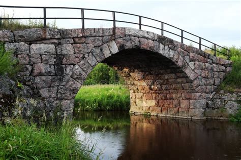 Pontes De Pedras - Ponte De Pedra Antiga Do Arco Foto de Stock - Imagem de nave, medieval ...