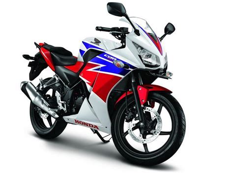 Honda Cbr R Price Specs Review Pics Mileage In India