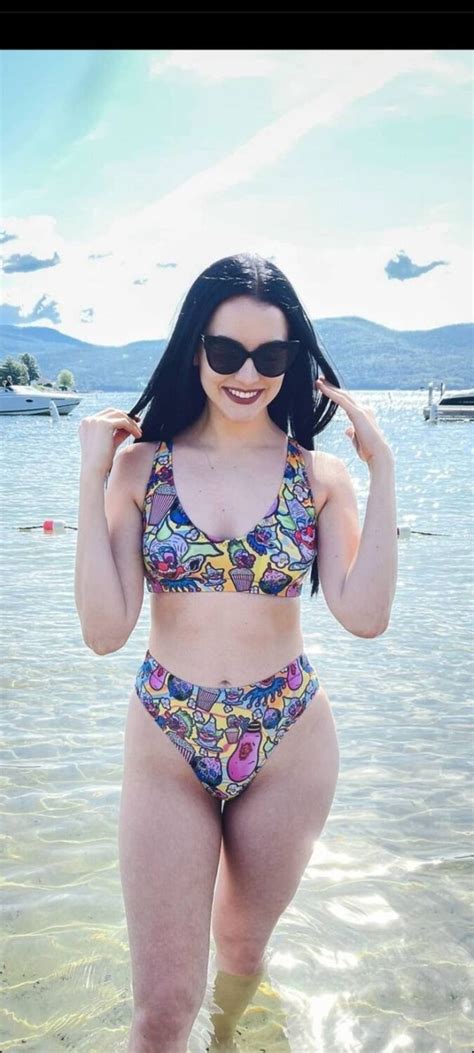 Hot Sexy Angelica Rose Bikini Pics