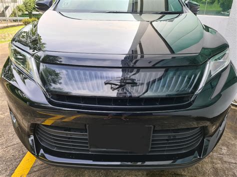 Original Toyota Harrier Na Front Grille Gloss Black Emblem Car