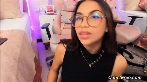 Brunette Teases Herself Wet With Her Favorite Dildo