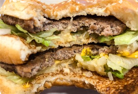 7 of the 8 Worst Fast Food Burgers Are Here in Sioux Falls