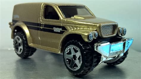 Hot Wheels Power Panel Toy Car 2 5 2005