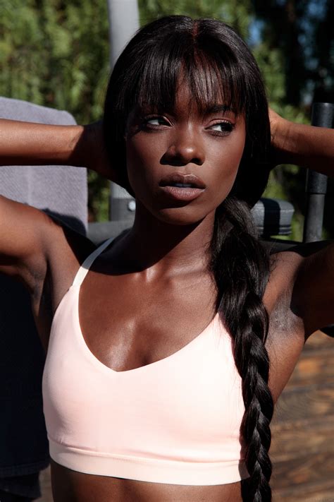 Ebony Teen Ana Foxx Gets Nude Shows Her Hot Body While Working Out Outside R18hub