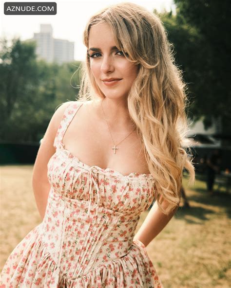 MCKENNA GRACE Nude AZNude