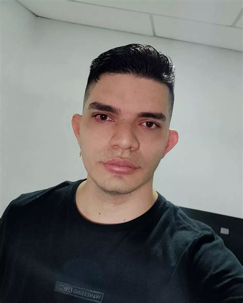 Fresh Haircut And Shampoo Burning My Eyes Nudes Gaybrosgonemild NUDE PICS ORG