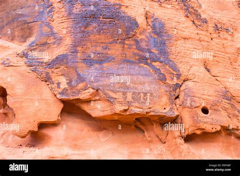 Native American Stone Carvings Hi Res Stock Photography And Images Alamy