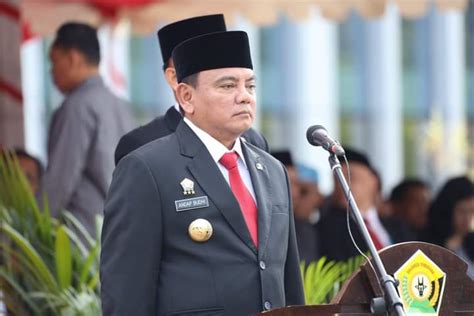 Pj Gubernur Sultra Jadi Irup Peringatan Hkn Ke Dan Hari Guru