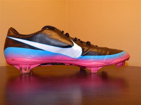 Boot Reviews: Nike Mercurial Vapor VIII CR7 FG