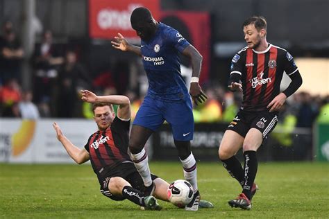 Chelsea Midfielder Tiemoue Bakayoko Targeted By Both Psg And Monaco