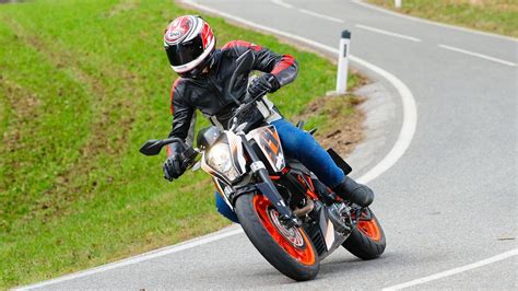 Ktm Duke Naked Review Auto Trader Uk