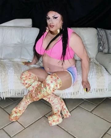 HOT TRANS STRAWBERRY BABE 10 Pics XHamster