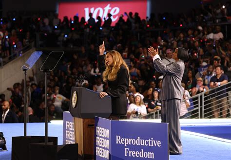 Beyoncé At Kamala Harris Houston Rally See Top Photos Videos