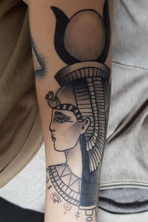 40 Hathor Tattoos Meanings Tattoo Designs And Ideas