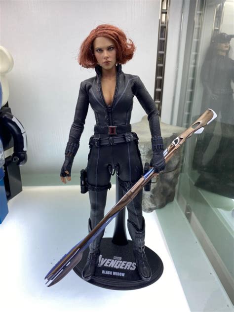 N 開封品 無盒 有使用感 眼見咁多 Hottoys MMS178 Black Widow 黑寡婦 Hot toys MMS 178 興趣及遊戲 玩具 遊戲類 Carousell