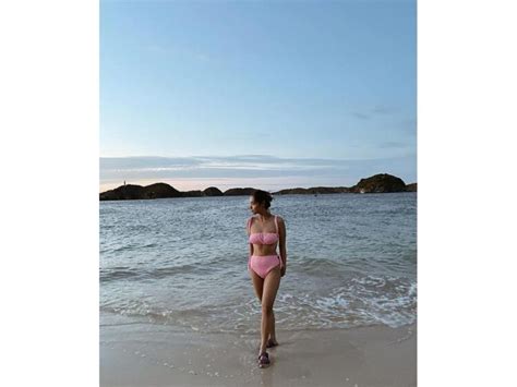 New Hot Sexy Pauline Mendoza Bikini Pics