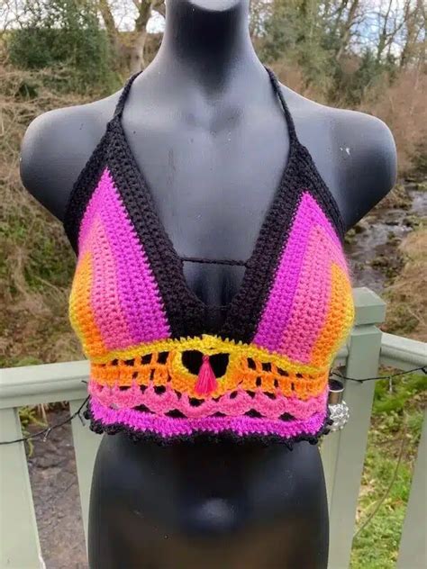 Easy Crochet Bralette And Bikini Top Patterns Zamiguz Crochet Creations