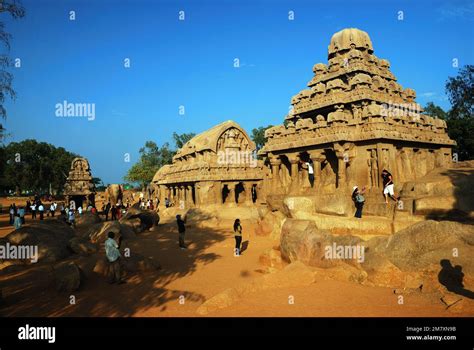 Mahabalipuram Shore Temple Stock Photo - Alamy