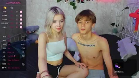 Lovesexdreamss Naked Stripping On Cam For Live Sex Video Chat PornGirls