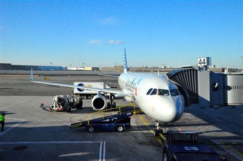 American Launches New A321T from NY to Los Angeles - First Review ...