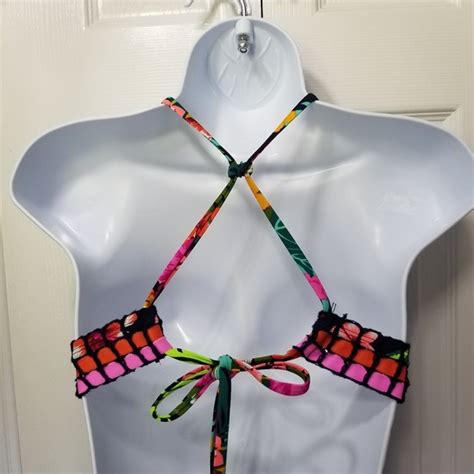 Xhilaration Swim New Floral Bikini Top Poshmark