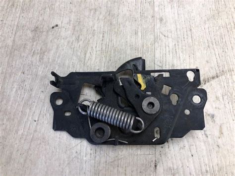 Замок Капота Ford Focus 10-18 CB8 2.0 XQDA 2015 (б/у) — Купить Недорого ...