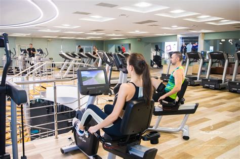 5️⃣ Фітнес клуб преміум класу «5 Елемент»: фітнес центр Київ