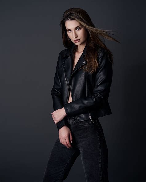 LW Babe Berdine Babes LW Mag