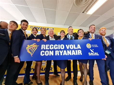 RYANAIR COLLEGA REGGIO CALABRIA CON 8 NUOVE ROTTE – Ryanair's Corporate