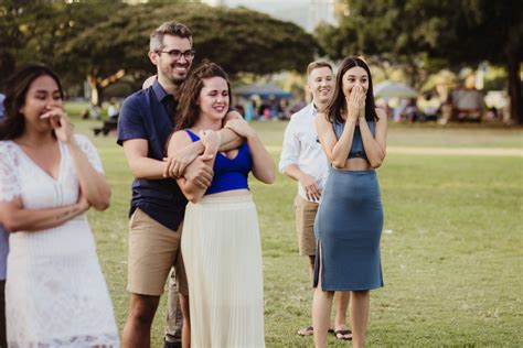 Surprise Honolulu Proposal | Oahu Engagement Photos — Destination